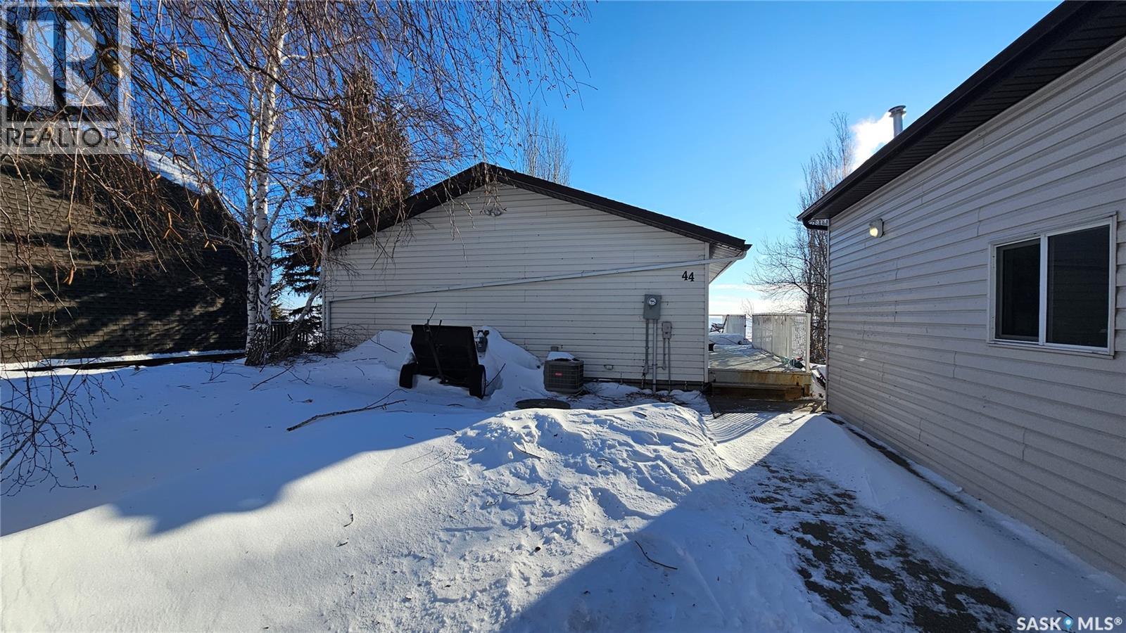 44 Lake Avenue, Meota Rm No.468, SK - Outdoor With Exterior