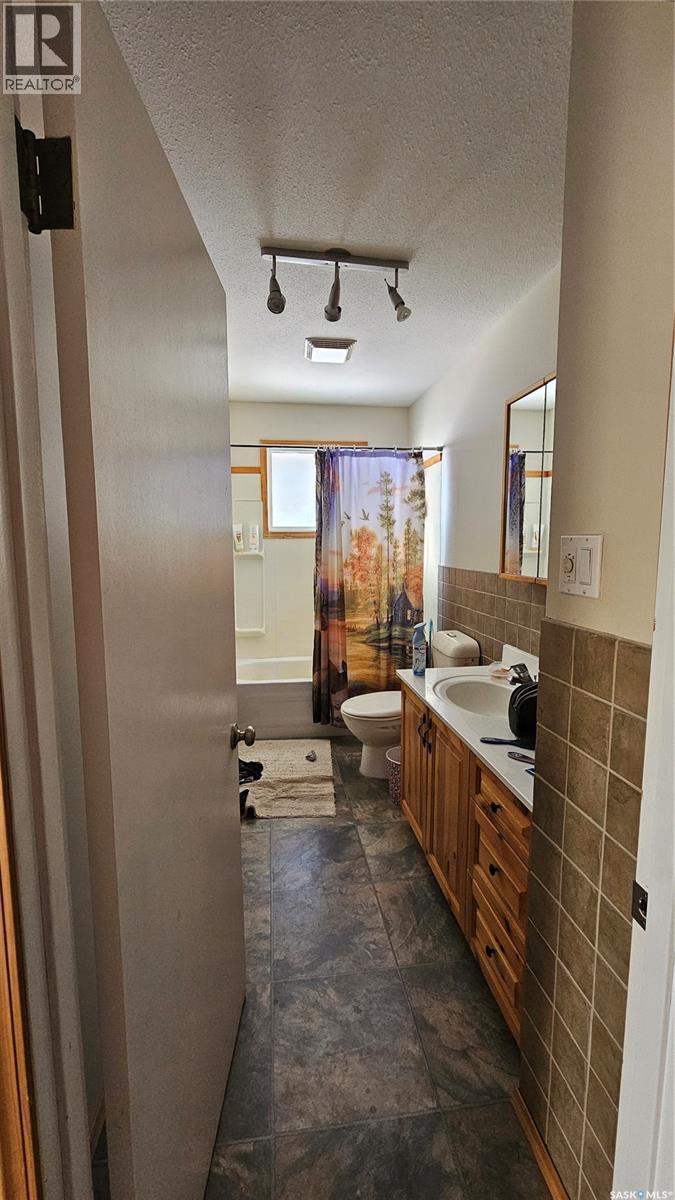 44 Lake Avenue, Meota Rm No.468, SK - Indoor Photo Showing Bathroom