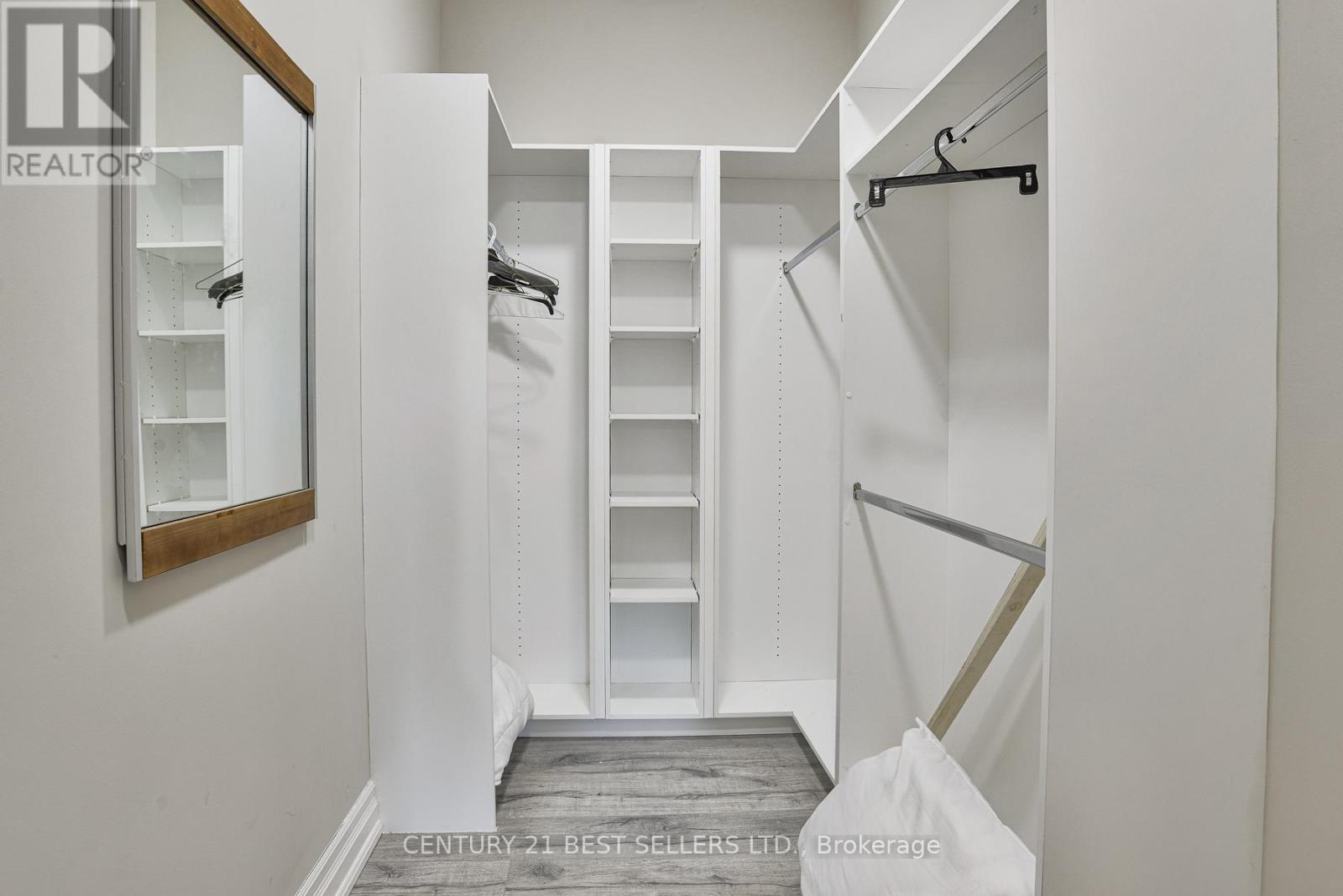 181 Anglo Street, Bracebridge, ON - Indoor With Storage