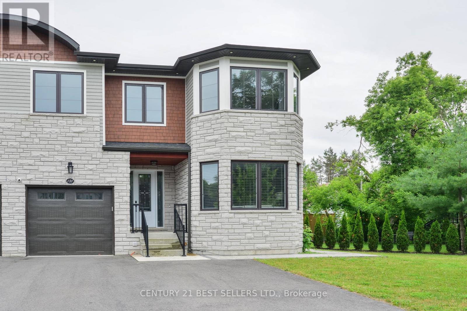 181 Anglo Street, Bracebridge, ON - Outdoor