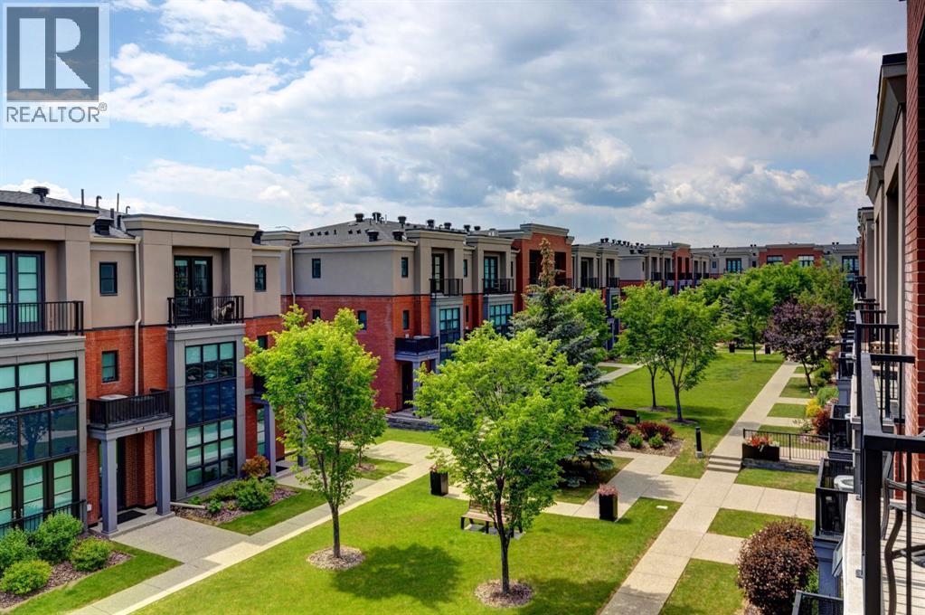 3rd floor overlooking manicured courtyard - 416 Aspen Meadows Hill Sw, Calgary, AB - Outdoor