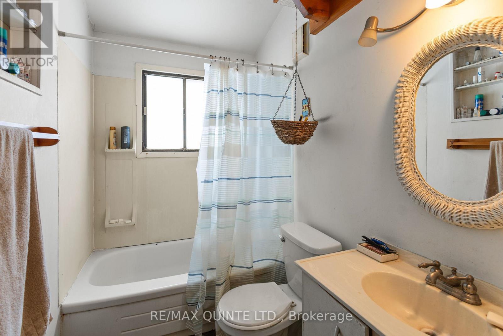 597 Harold Road, Stirling-Rawdon (Rawdon Ward), ON - Indoor Photo Showing Bathroom