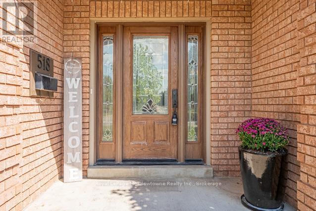 518 Grand Ridge Drive, Cambridge, ON - Outdoor With Exterior