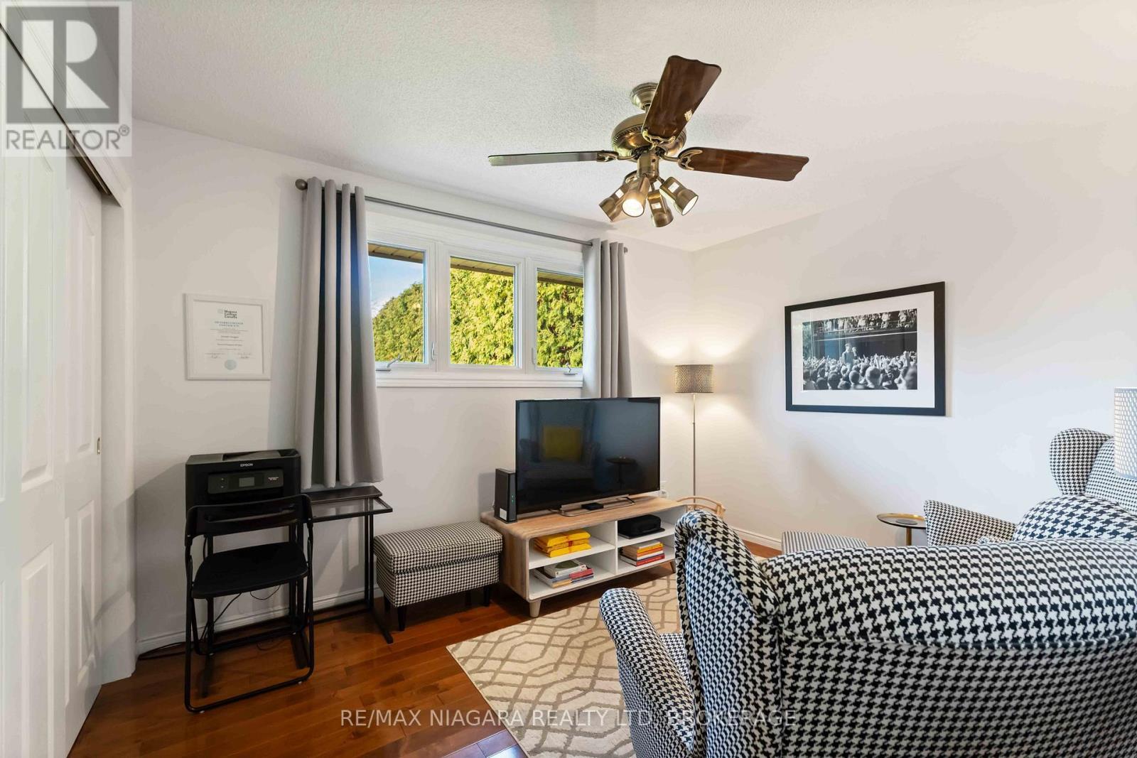 2nd bed - 2921 Gail Avenue, Niagara Falls (Church'S Lane), ON - Indoor