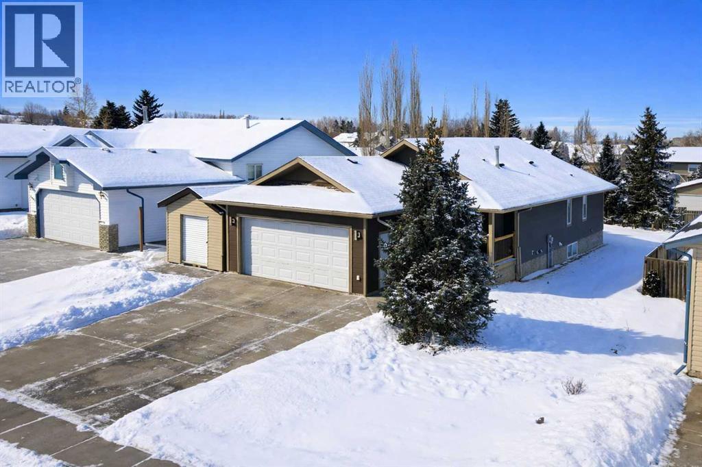 5647 55 Avenuecrescent, Innisfail, AB - Outdoor
