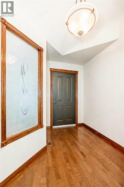 5647 55 Avenuecrescent, Innisfail, AB - Indoor Photo Showing Other Room