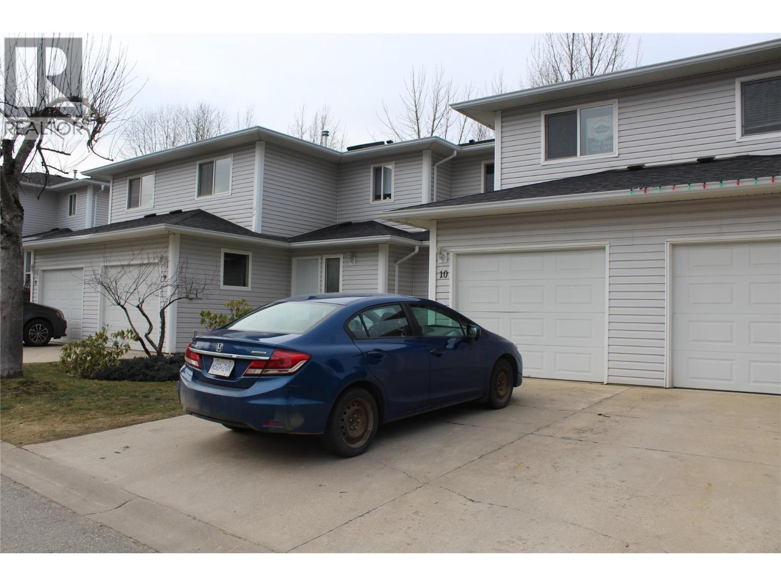 2951 11 Avenue Ne Unit# 10, Salmon Arm, BC - Outdoor