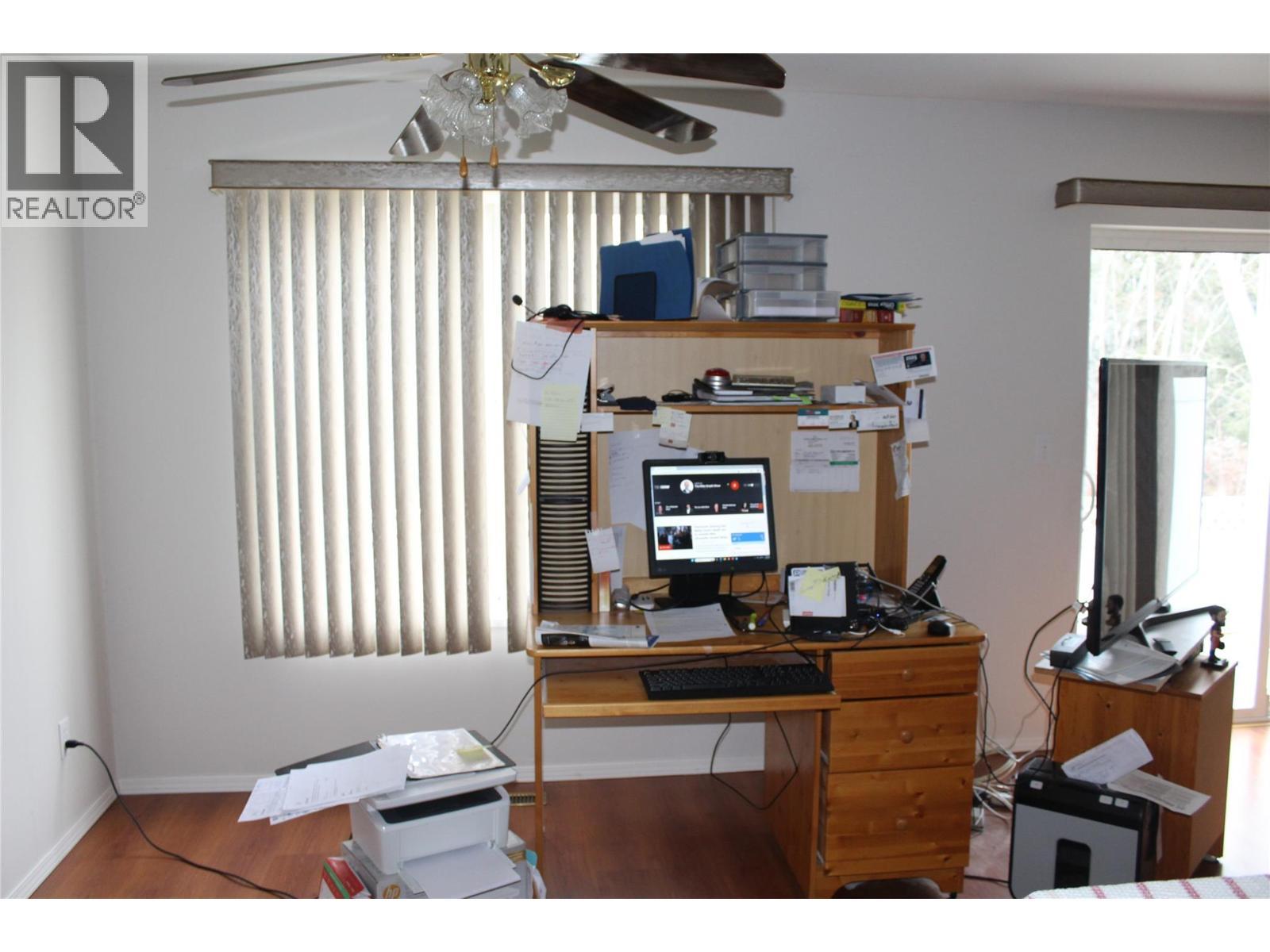 2951 11 Avenue Ne Unit# 10, Salmon Arm, BC - Indoor