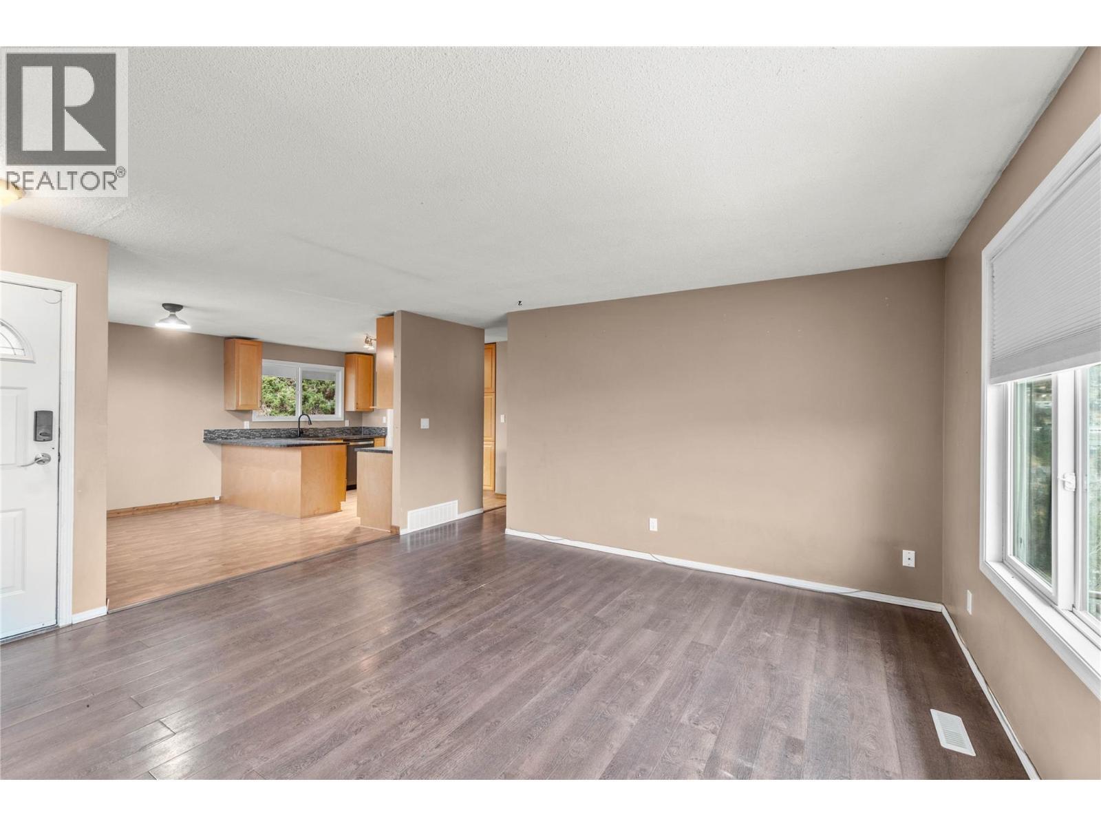 1253 Highridge Drive, Kamloops, BC - Indoor Photo Showing Other Room