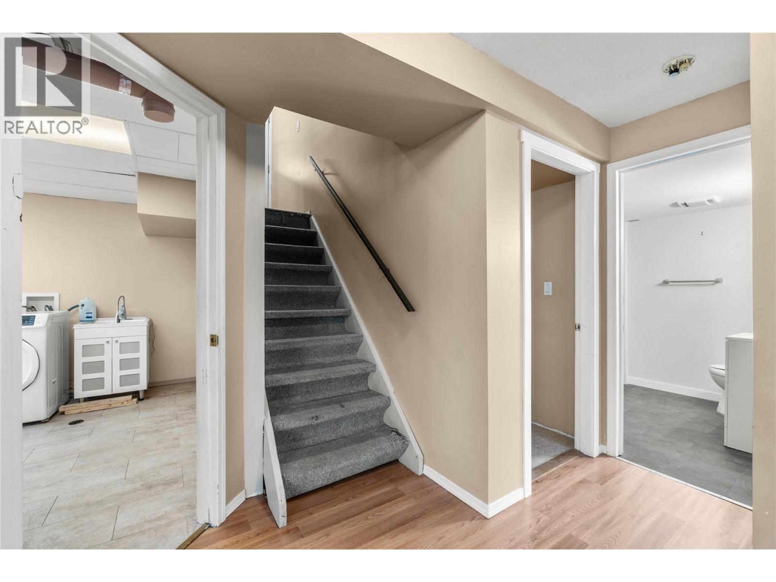 1253 Highridge Drive, Kamloops, BC - Indoor Photo Showing Other Room