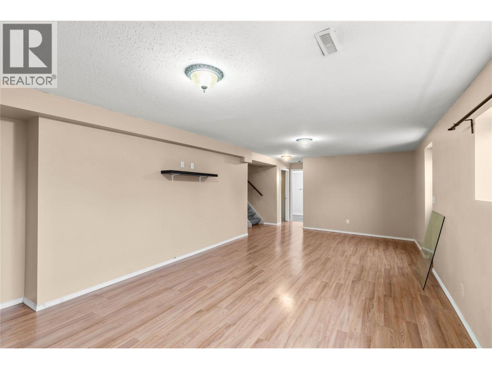 1253 Highridge Drive, Kamloops, BC - Indoor Photo Showing Other Room