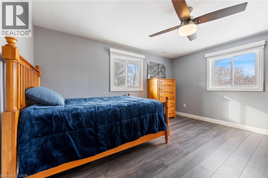39 Sunset Drive, Simcoe, ON - Indoor Photo Showing Bedroom