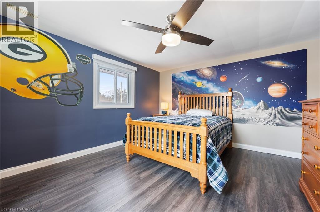 39 Sunset Drive, Simcoe, ON - Indoor Photo Showing Bedroom