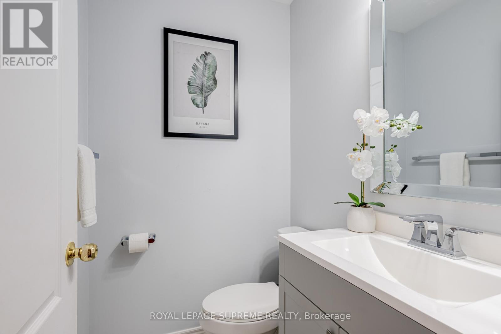 71 Luisa Street, Bradford West Gwillimbury, ON - Indoor Photo Showing Bathroom