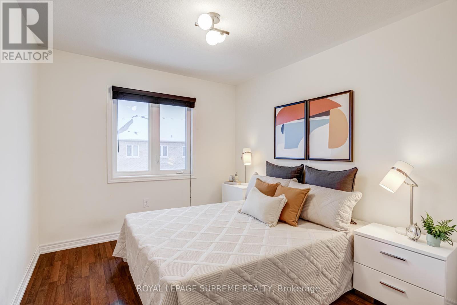 71 Luisa Street, Bradford West Gwillimbury, ON - Indoor Photo Showing Bedroom