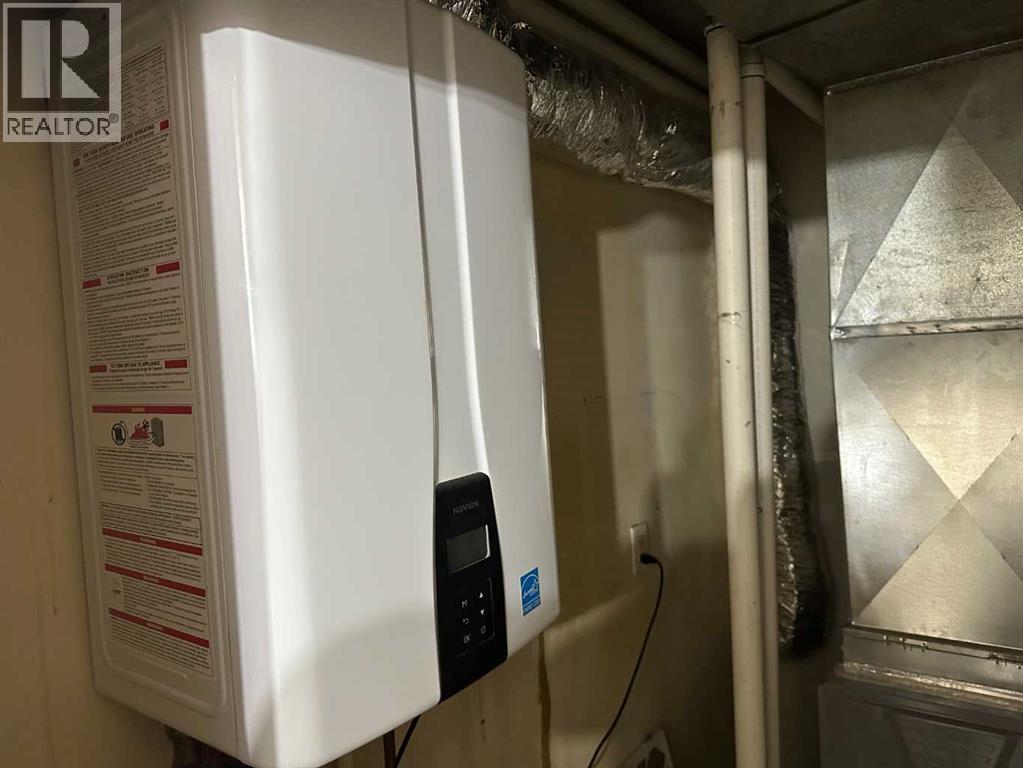 10806 102 Street, Grande Prairie, AB - Indoor