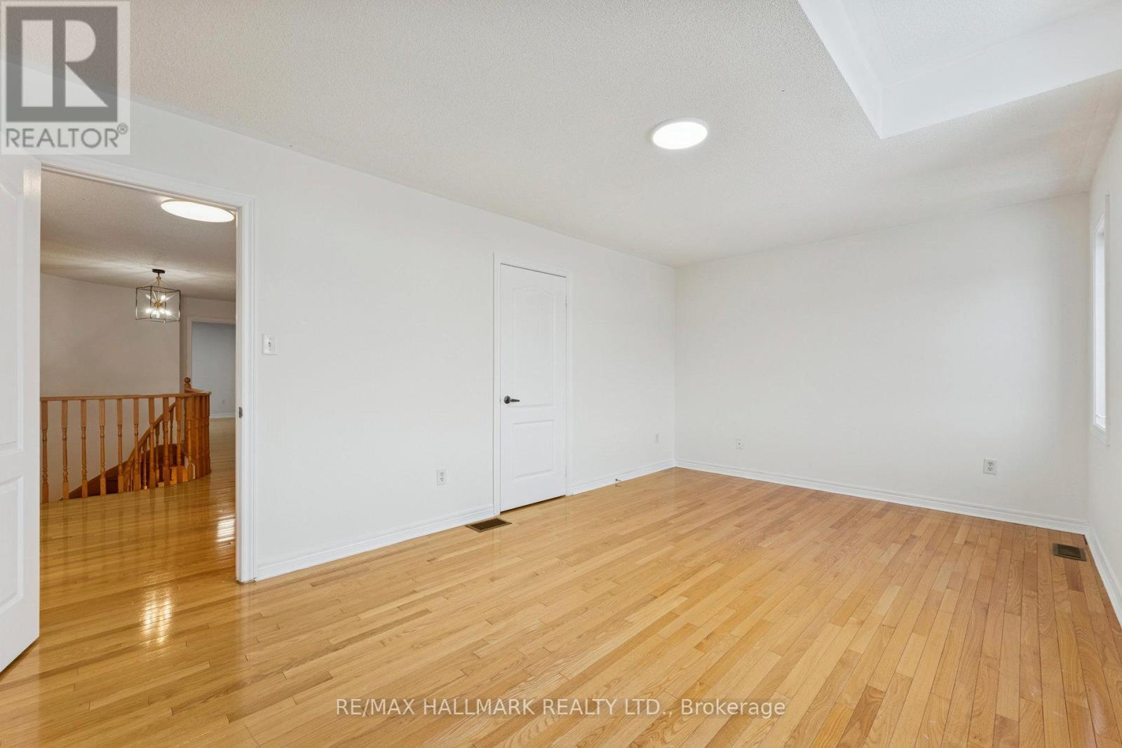 94 Olde Town Road, Brampton, ON - Indoor Photo Showing Other Room