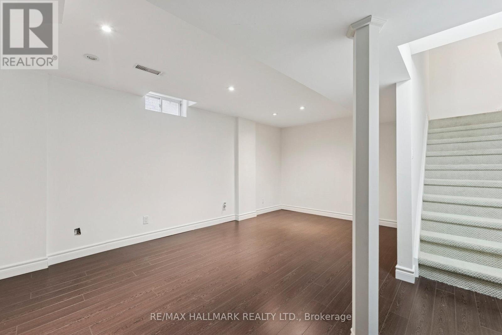 94 Olde Town Road, Brampton, ON - Indoor Photo Showing Other Room