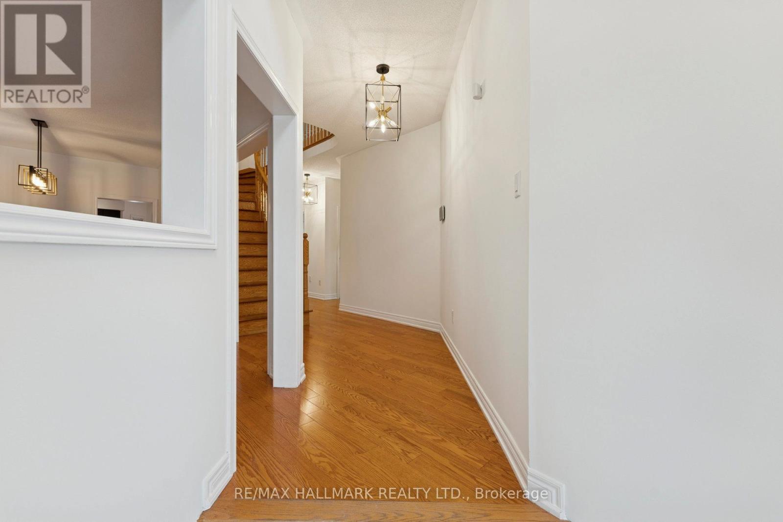 94 Olde Town Road, Brampton, ON - Indoor Photo Showing Other Room