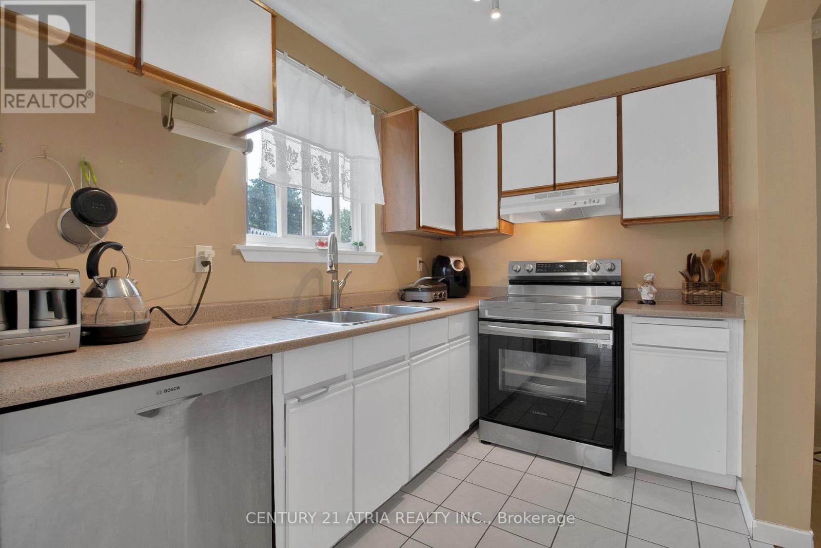 2616 Widemarr Road, Mississauga, ON