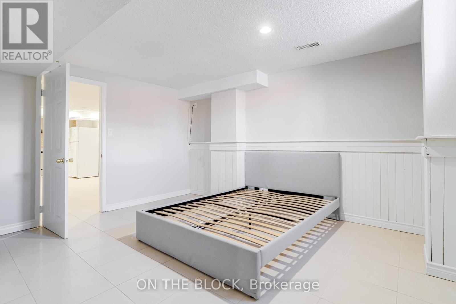 409 Silverthorne Crescent, Mississauga, ON - Indoor