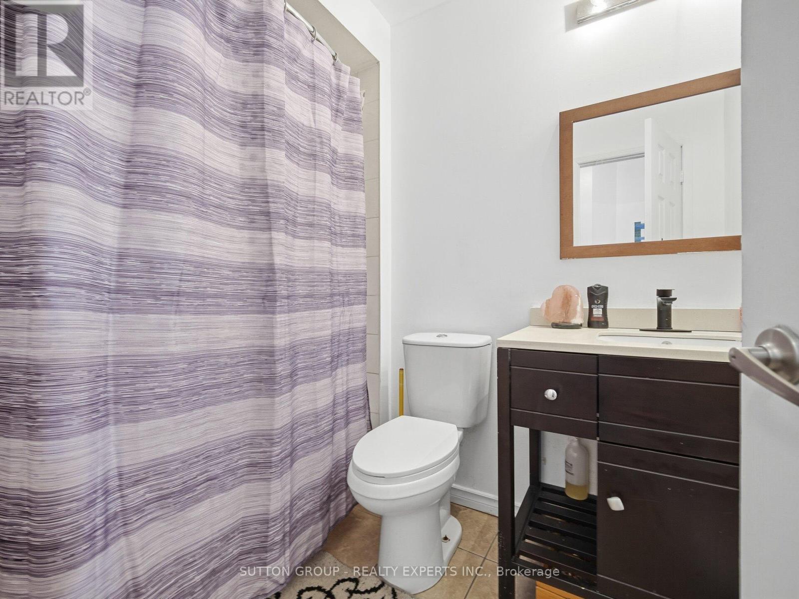 45 Ridgefield Court, Brampton, ON - Indoor Photo Showing Bathroom