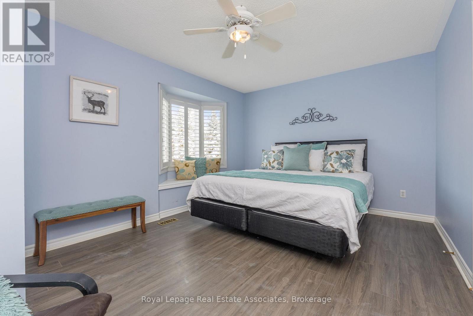 76 River Drive, Halton Hills, ON - Indoor Photo Showing Bedroom