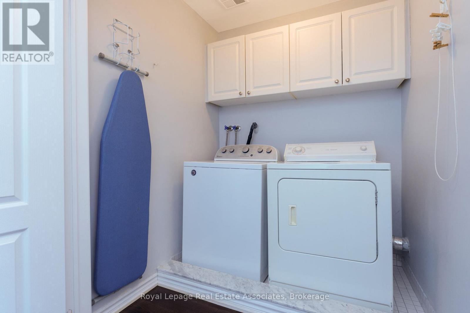 76 River Drive, Halton Hills, ON - Indoor Photo Showing Laundry Room