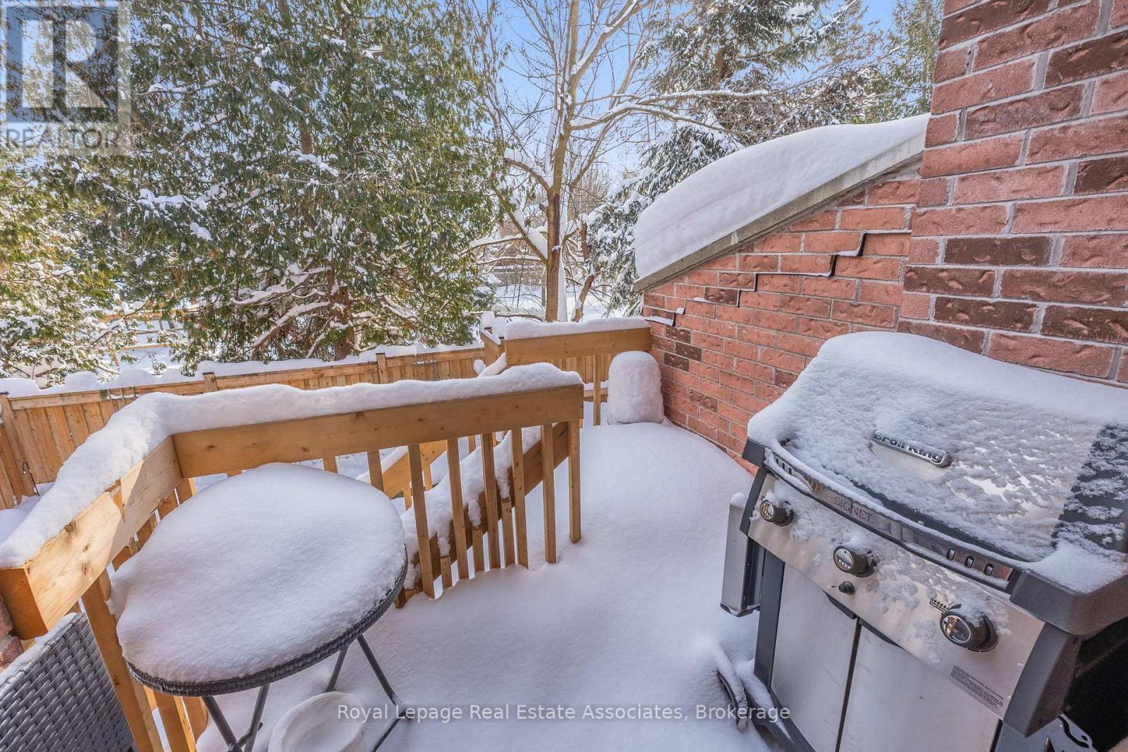 76 River Drive, Halton Hills, ON - Outdoor