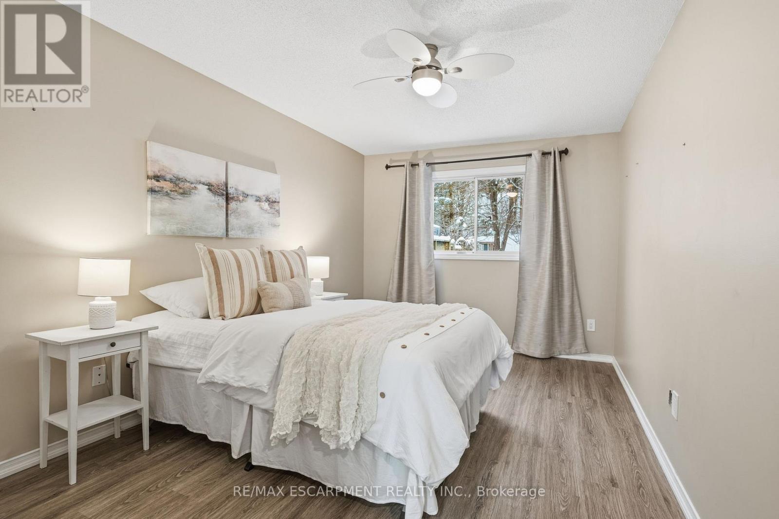 31 Galileo Boulevard, Brantford, ON - Indoor Photo Showing Bedroom