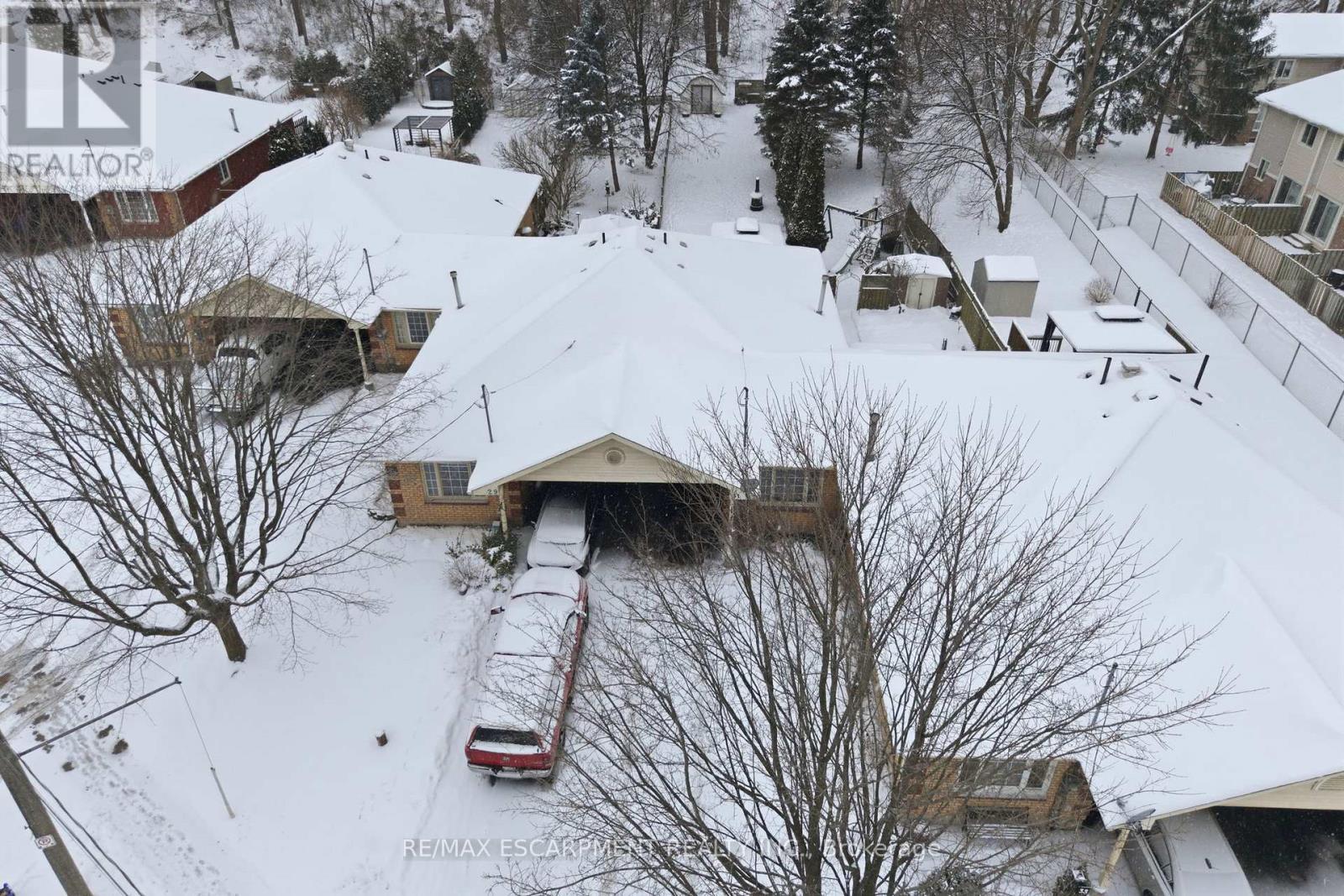 31 Galileo Boulevard, Brantford, ON - Outdoor