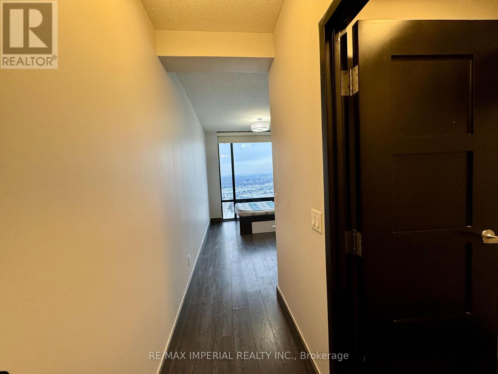 N2704 - 330 Phillip Street, Waterloo, ON - Indoor Photo Showing Other Room