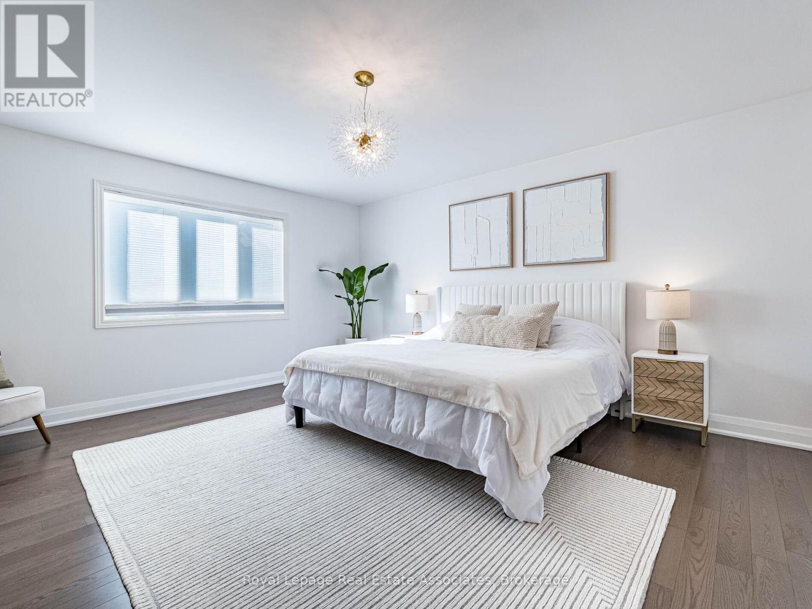 18 Heming Trail, Hamilton, ON - Indoor Photo Showing Bedroom