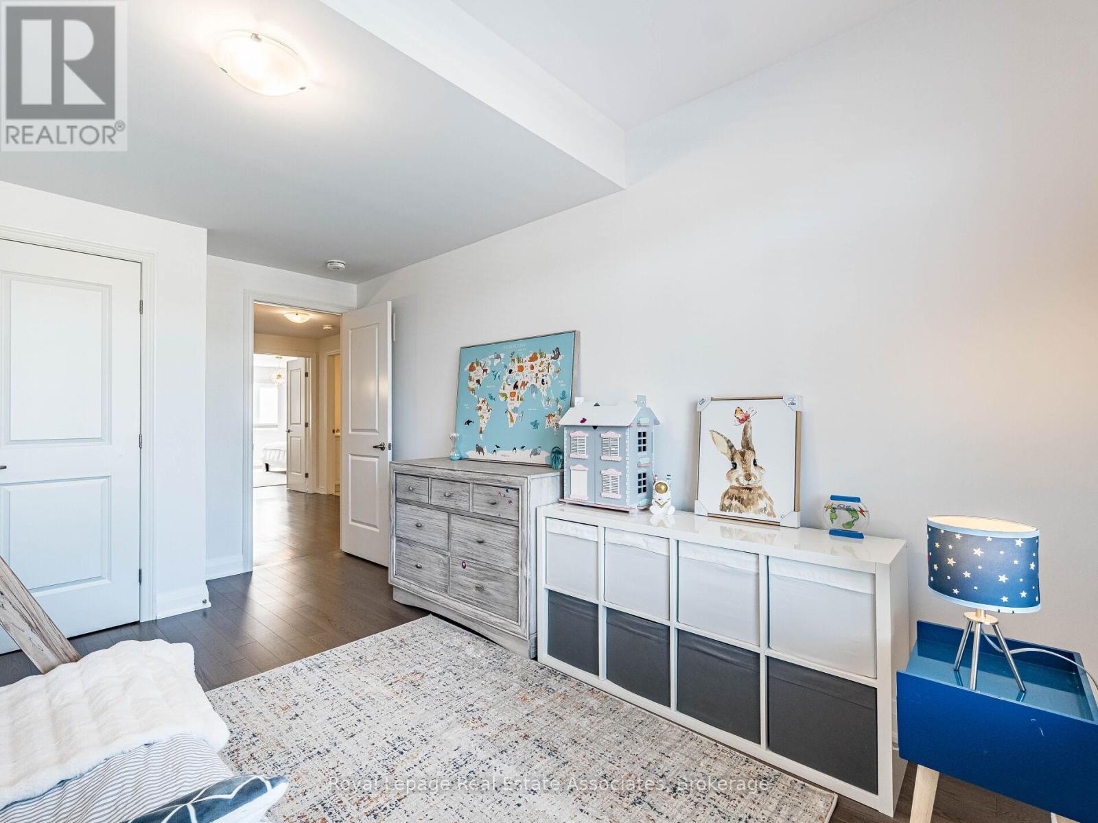 18 Heming Trail, Hamilton, ON - Indoor Photo Showing Bedroom