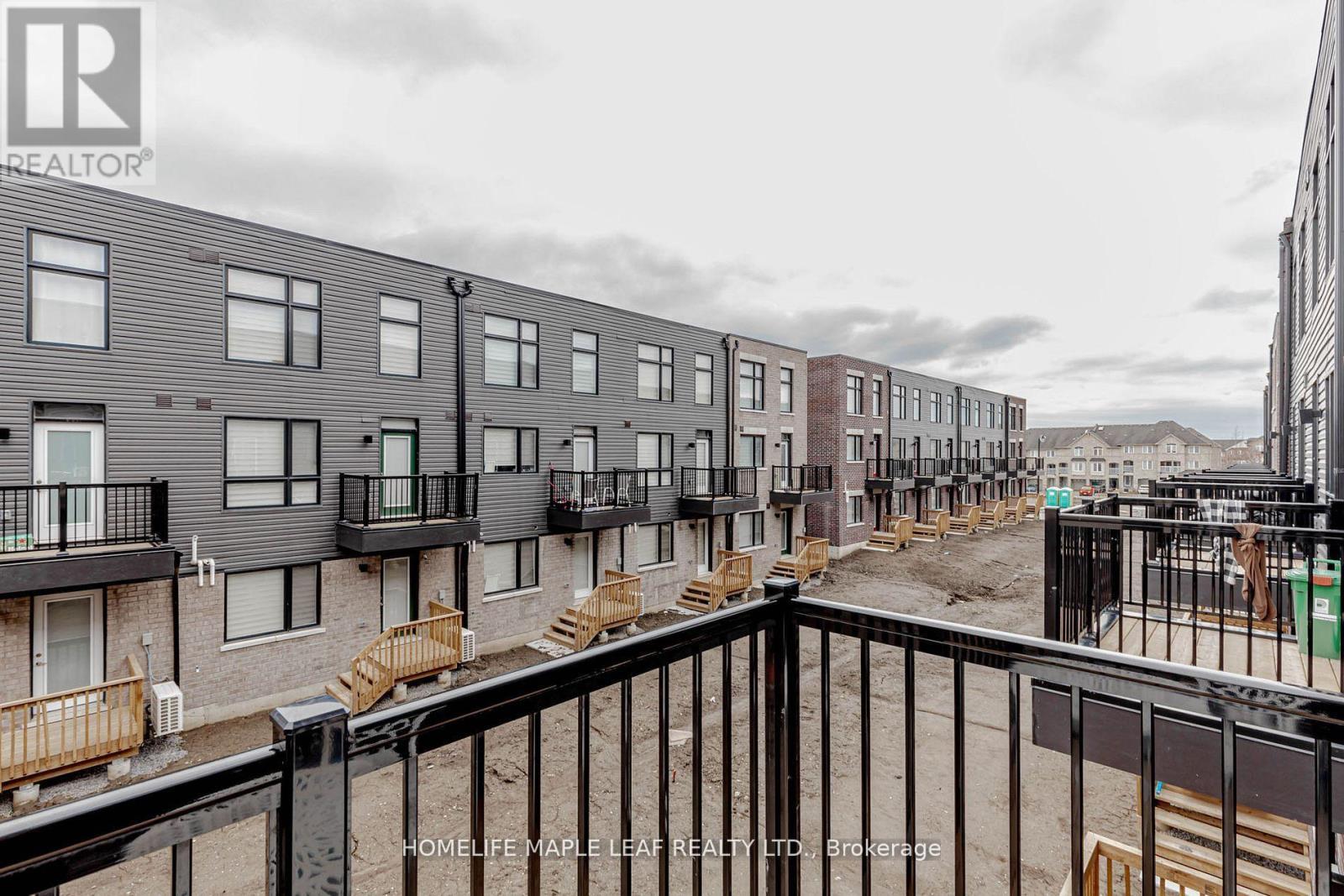 15 Bateson Street, Ajax, ON - Outdoor