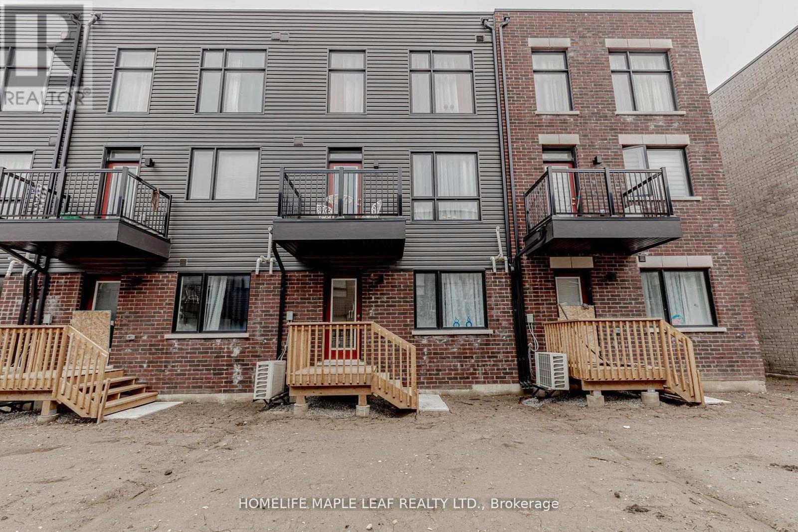 15 Bateson Street, Ajax, ON - Outdoor