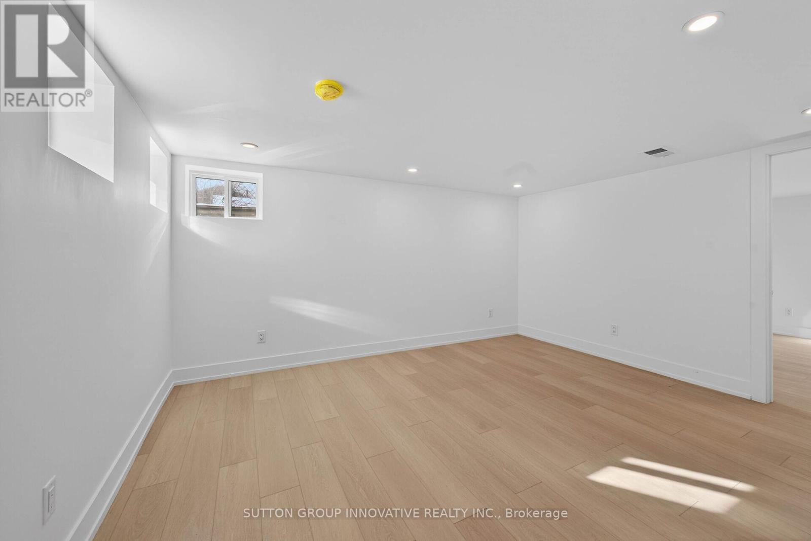 124 Corman Avenue, Hamilton, ON - Indoor Photo Showing Other Room