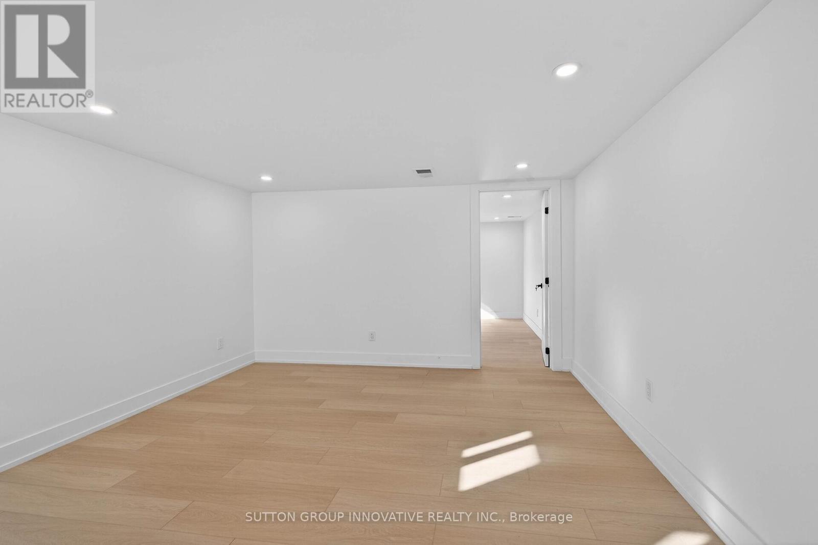 124 Corman Avenue, Hamilton, ON - Indoor Photo Showing Other Room