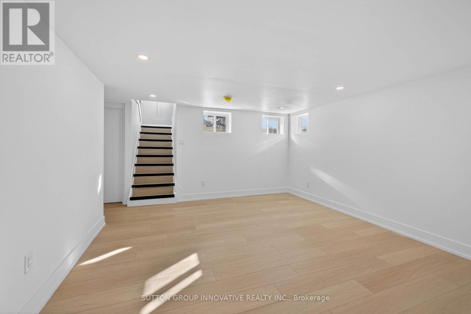 124 Corman Avenue, Hamilton, ON - Indoor Photo Showing Other Room