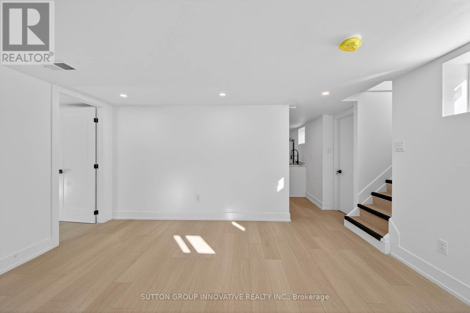 124 Corman Avenue, Hamilton, ON - Indoor Photo Showing Other Room