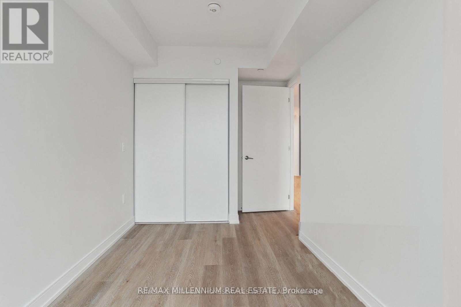 329 - 1 Jarvis Street, Hamilton, ON - Indoor Photo Showing Other Room