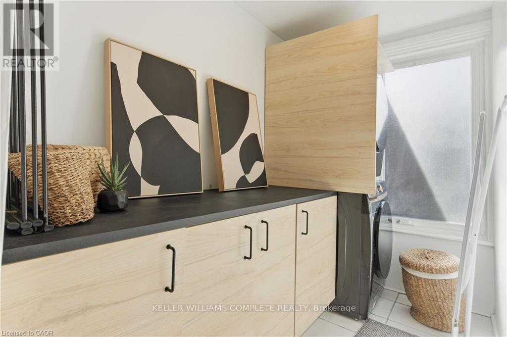 48 Liberty Street, Hamilton, ON - Indoor Photo Showing Other Room