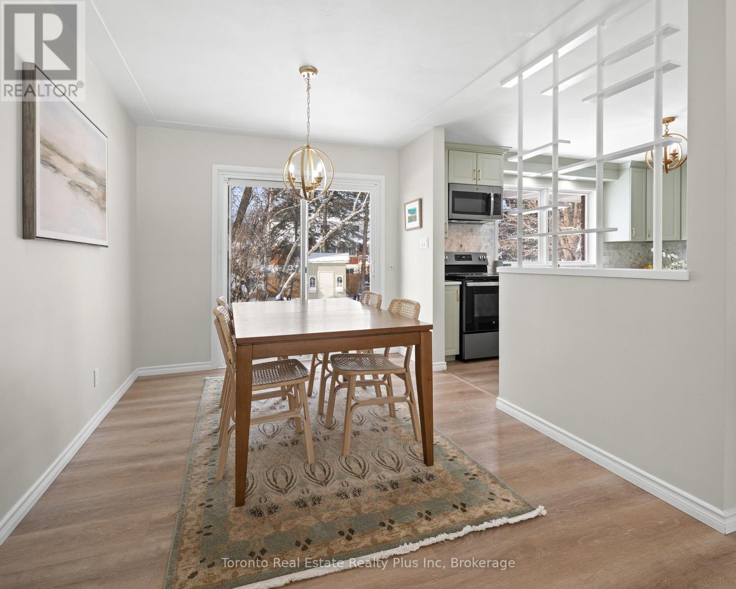 528 Greenbrook Drive, Kitchener, ON - Indoor Photo Showing Other Room