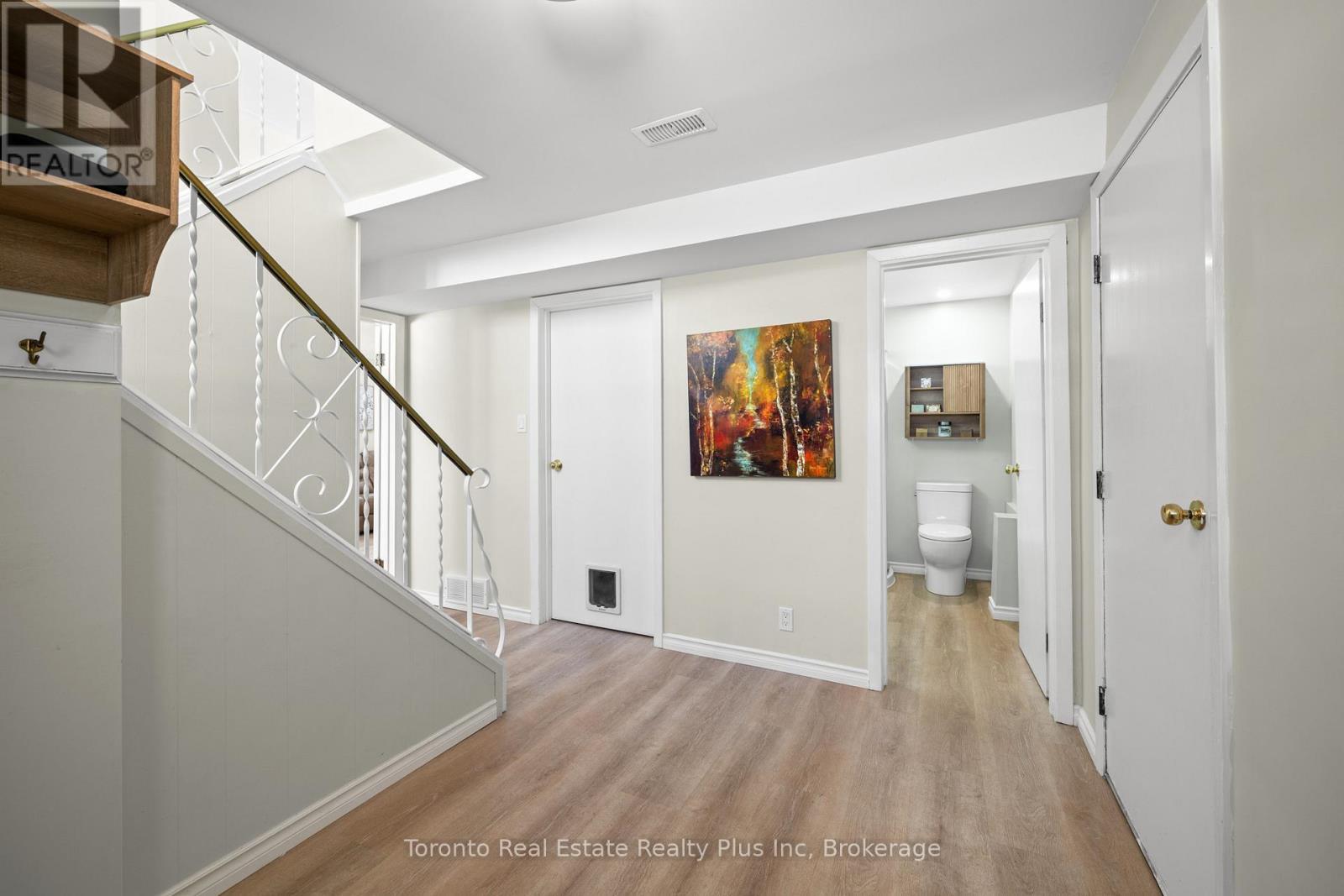 528 Greenbrook Drive, Kitchener, ON - Indoor Photo Showing Other Room