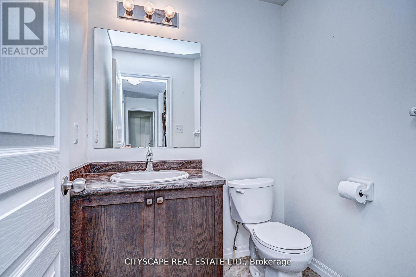 6 Castlebay Street, Kitchener, ON - Indoor Photo Showing Bathroom