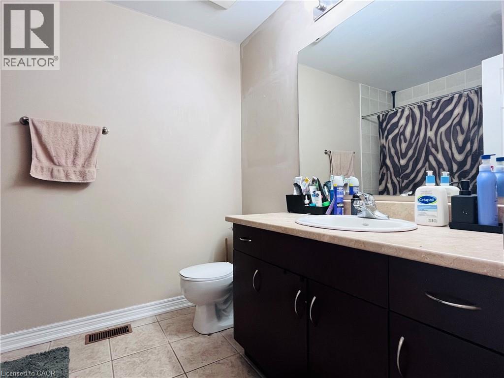 5053 Bidwell Common, Burlington, ON - Indoor Photo Showing Bathroom