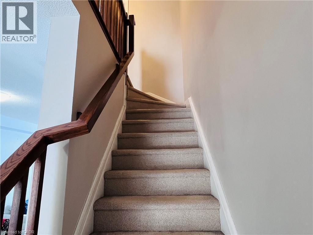 5053 Bidwell Common, Burlington, ON - Indoor Photo Showing Other Room