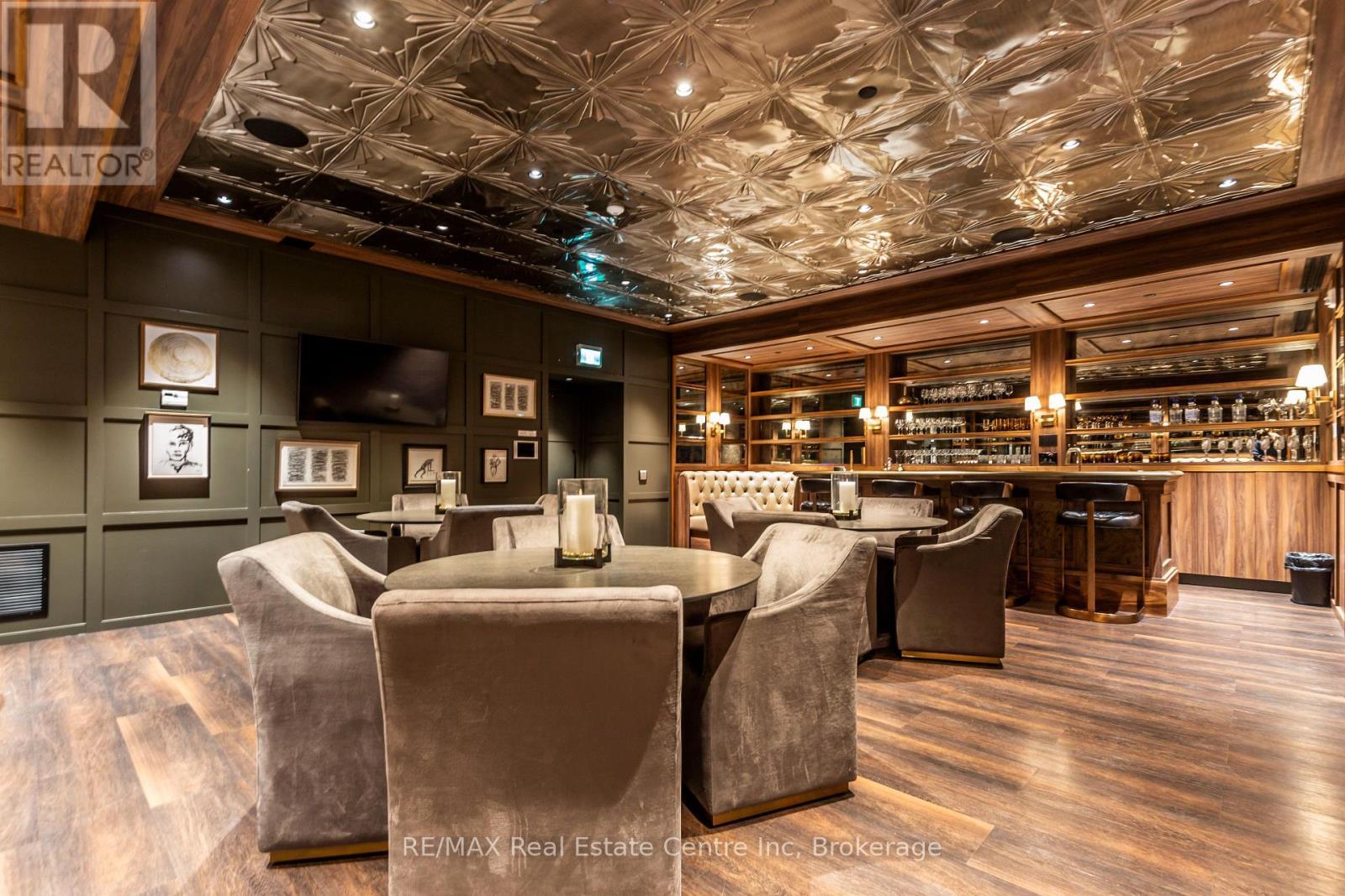 505 - 53 Arthur Street S, Guelph (St. Patrick'S Ward), ON - Indoor