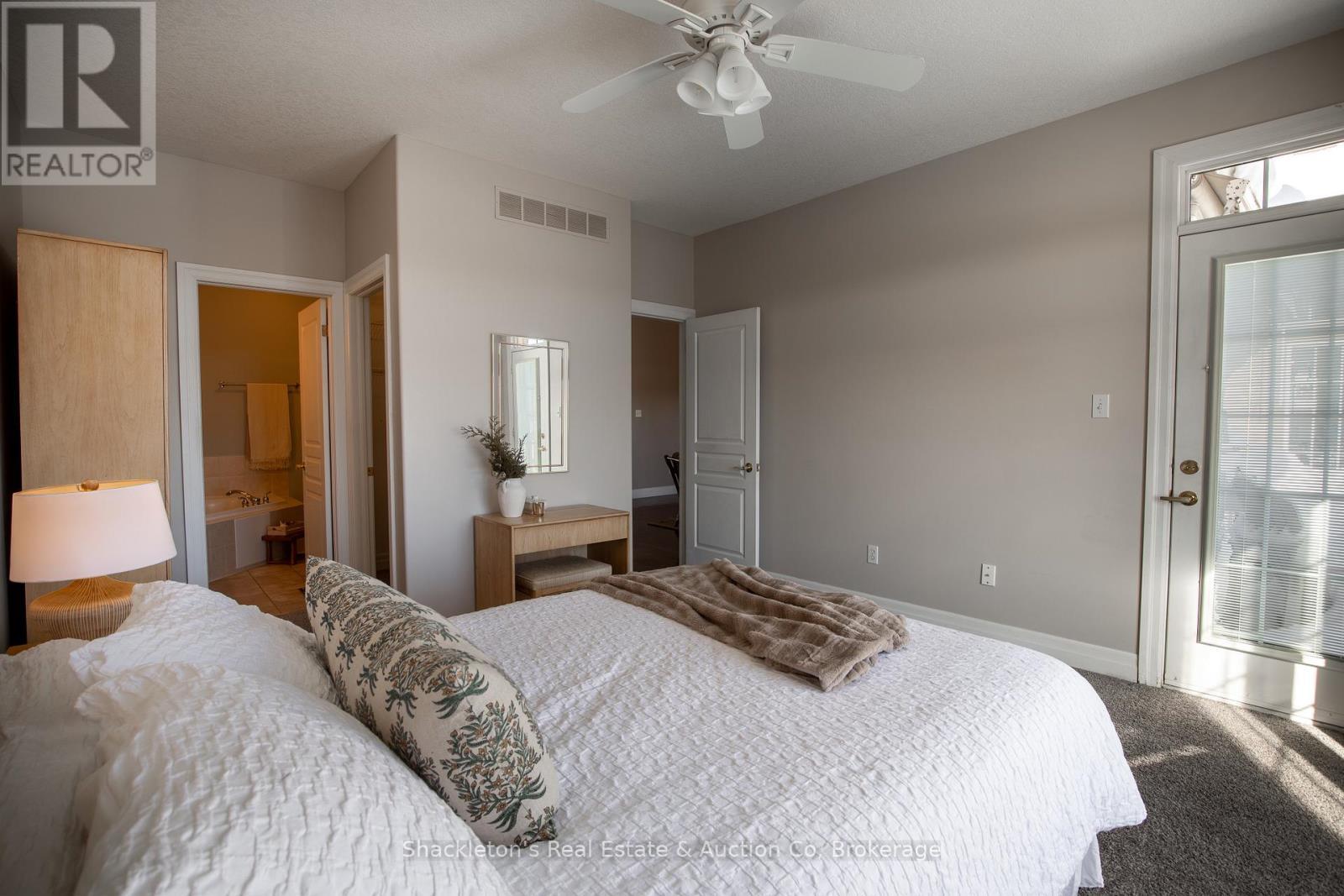 4 - 165 Chandos Drive, Kitchener, ON - Indoor Photo Showing Bedroom