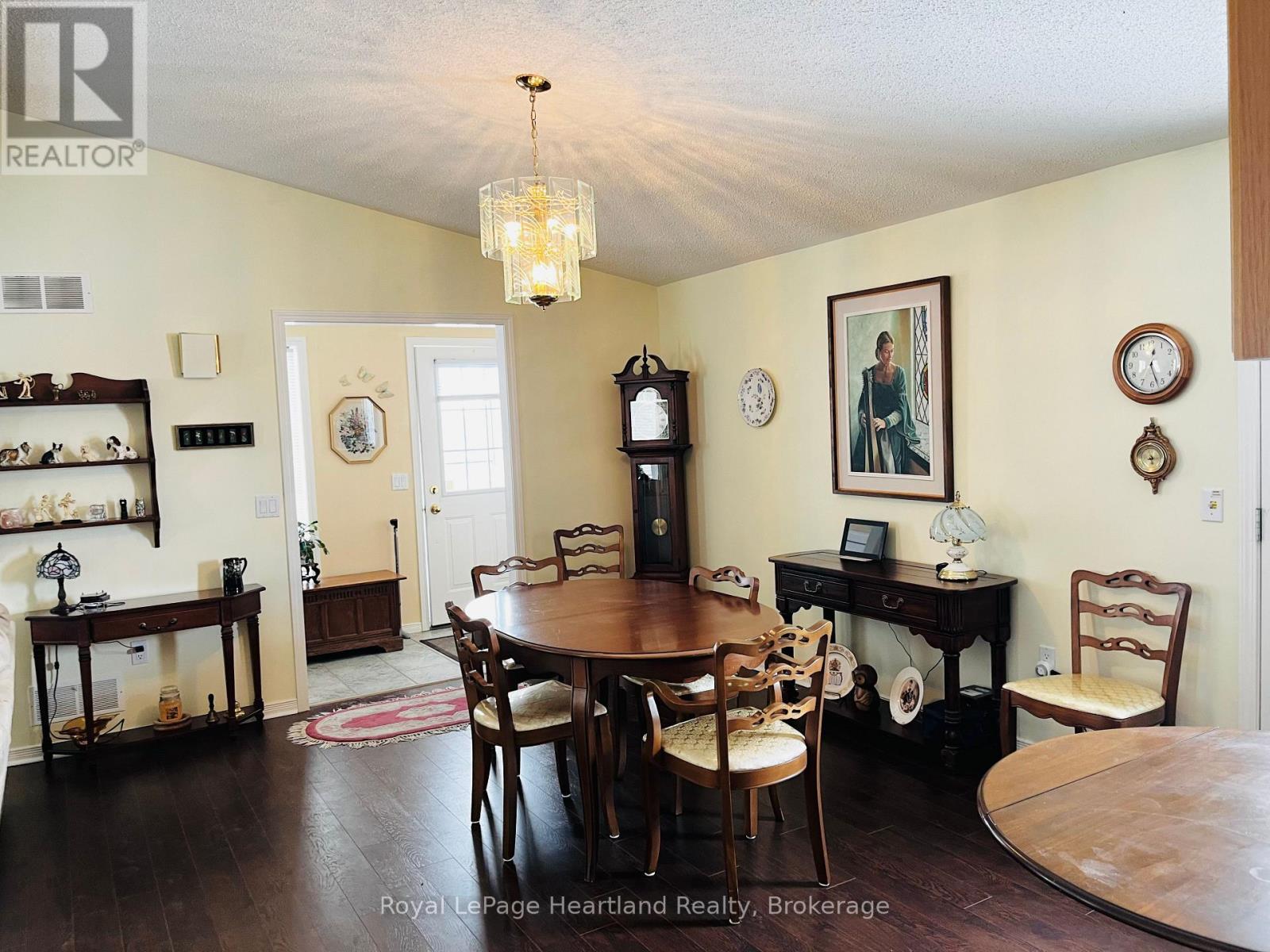 19 - 30 Ann Street, St. Marys, ON - Indoor